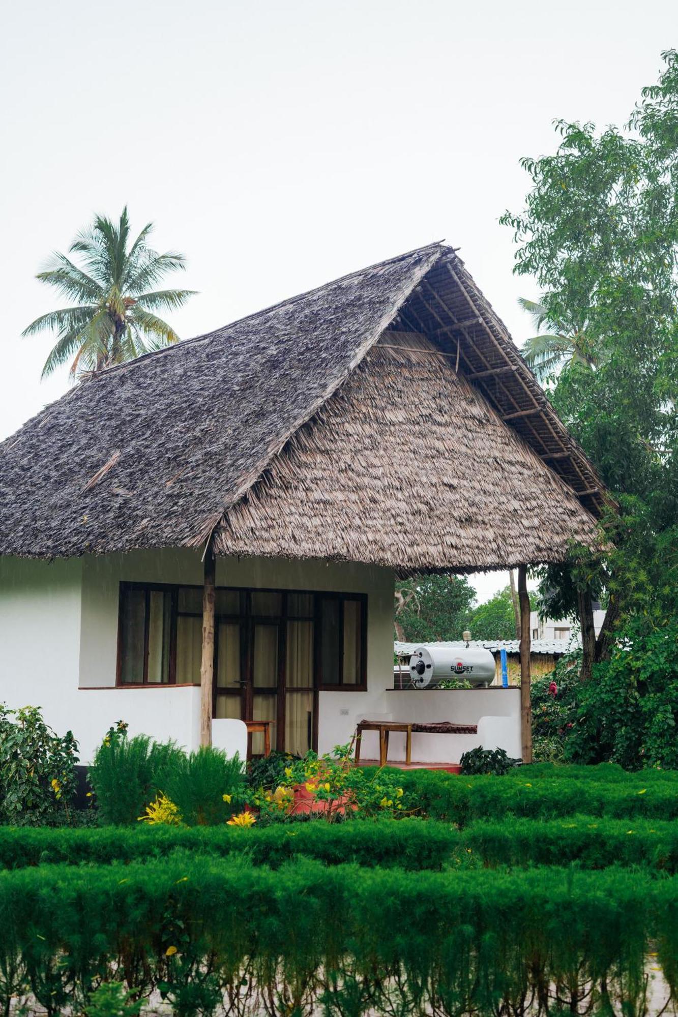 Maisara Mafia Beach Lodge Kilindoni Exterior photo
